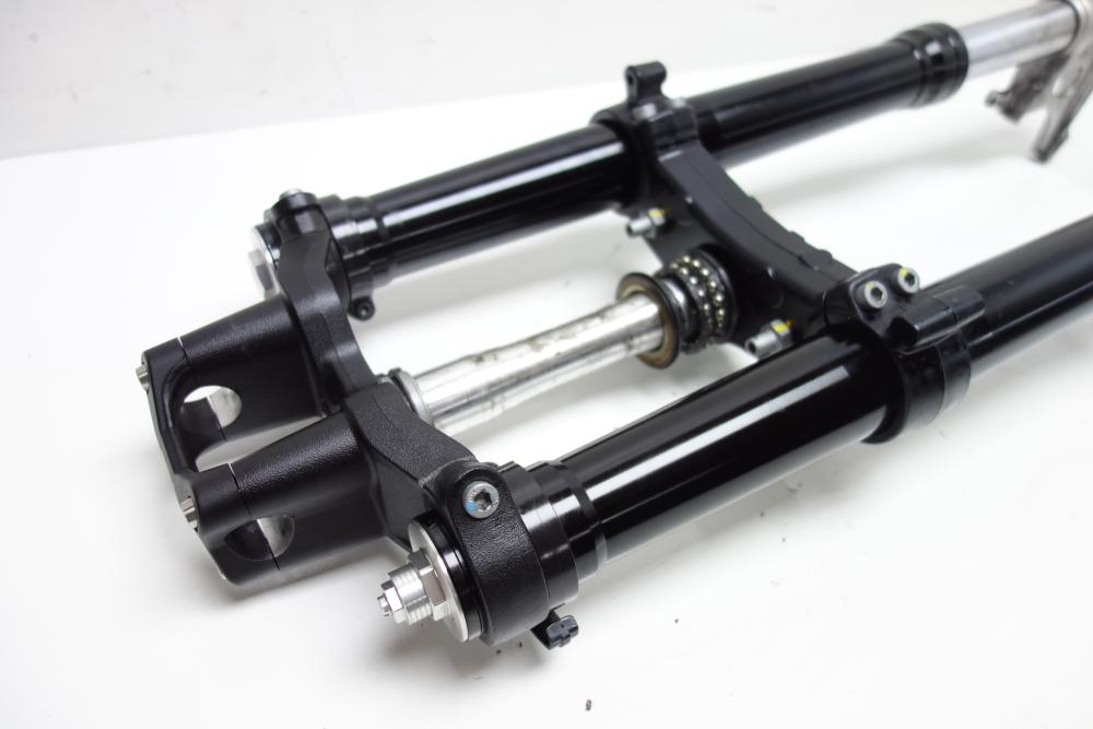 Aprilia Tuono 660 Gabel Gabelholm Gabelbrücke