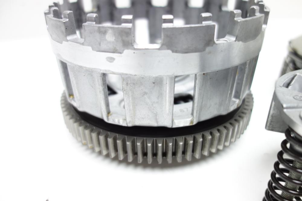 Preview: Aprilia Tuono 660 Kupplung Kupplungskorb