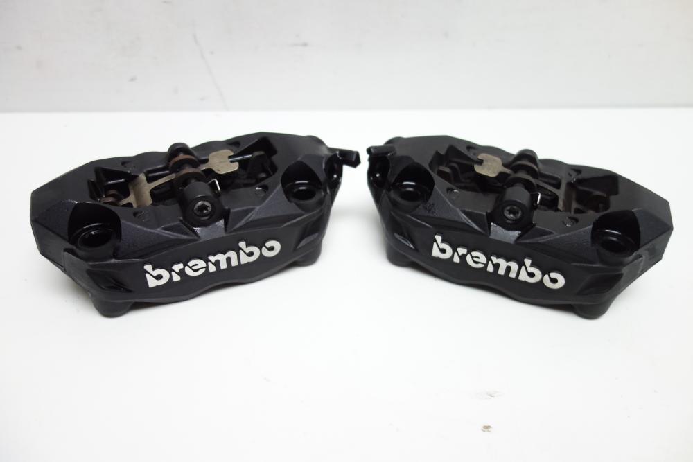 Aprilia Tuono 660 Brembo Bremssattel Bremszange vorne re li