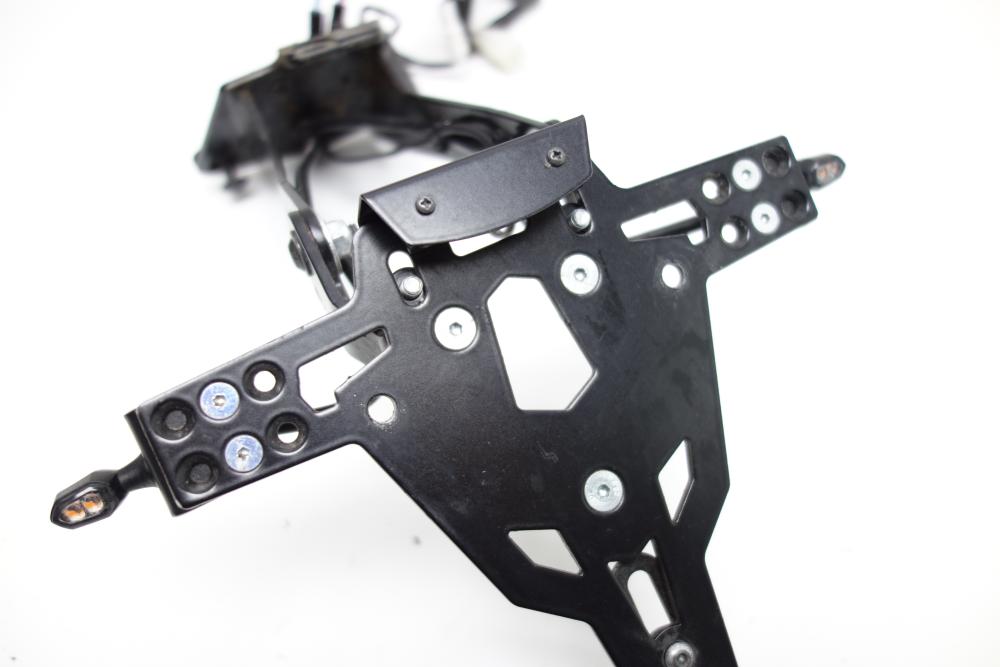 Preview: Aprilia Tuono 660 kurzer Kennzeichenhalter Miniblinker