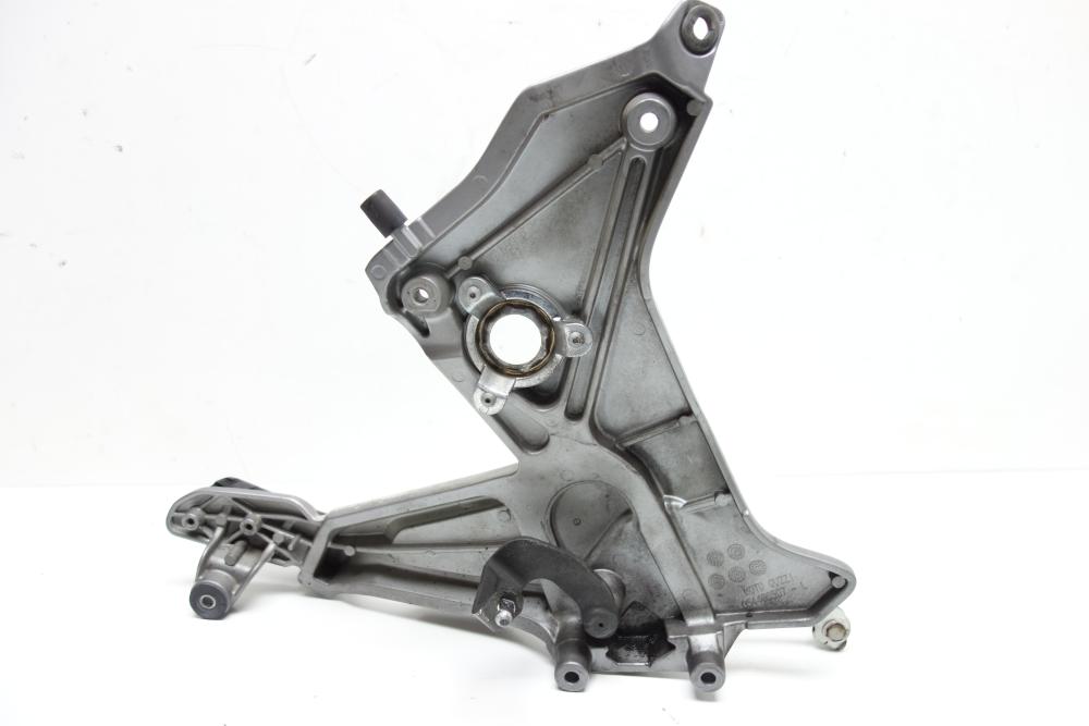 Moto Guzzi Breva 1100 Fußrastenträger Fußraste links Schalthebel