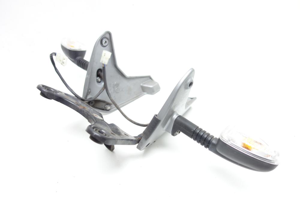 Preview: Moto Guzzi Breva 1100 Scheinwerferhalter