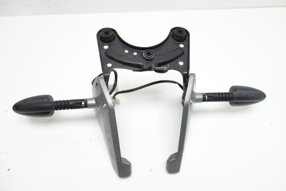 Preview: Moto Guzzi Breva 1100 Scheinwerferhalter