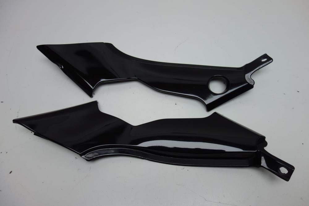 Moto Guzzi Breva 1100 Seitendeckel Blende Cover rechts links