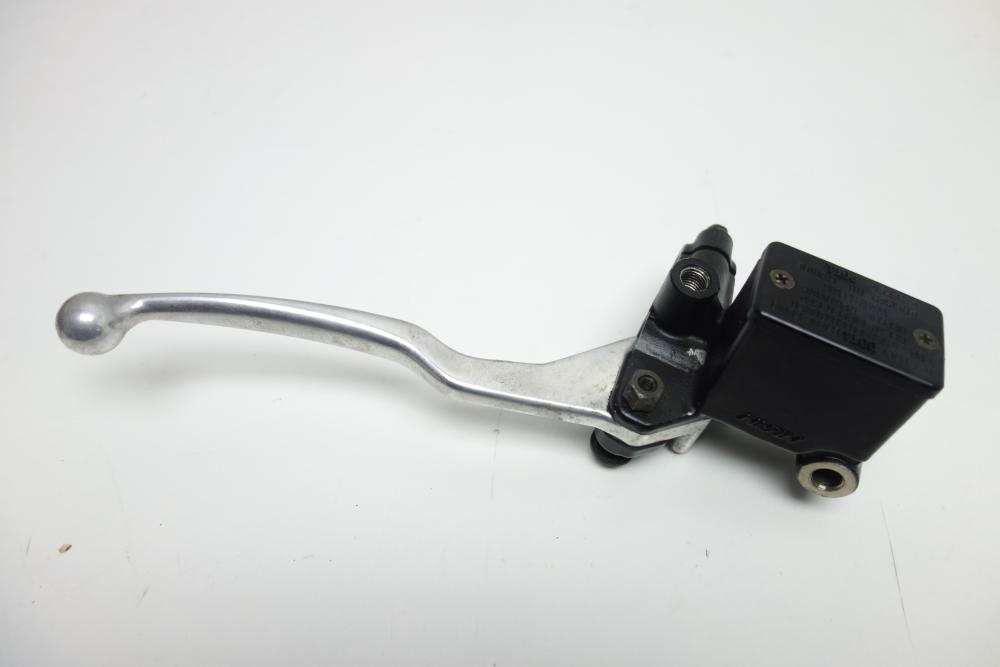 Suzuki Burgman 400 Bremspumpe rechts