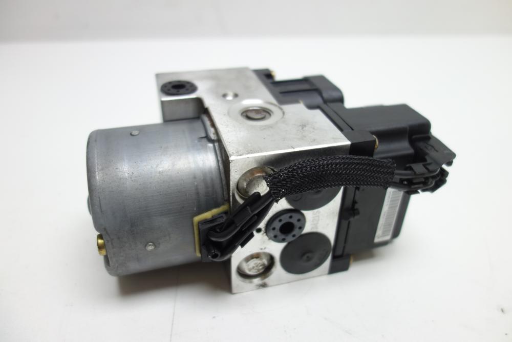 Preview: BMW F650CS F 650 CS Scarver ABS Steuergerät Druckmodulator