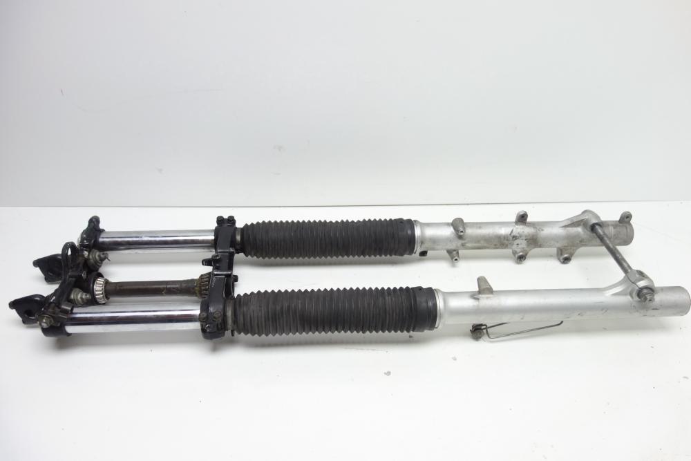 Suzuki DR 650 RSE Gabel Gabelholm Gabelbrücke