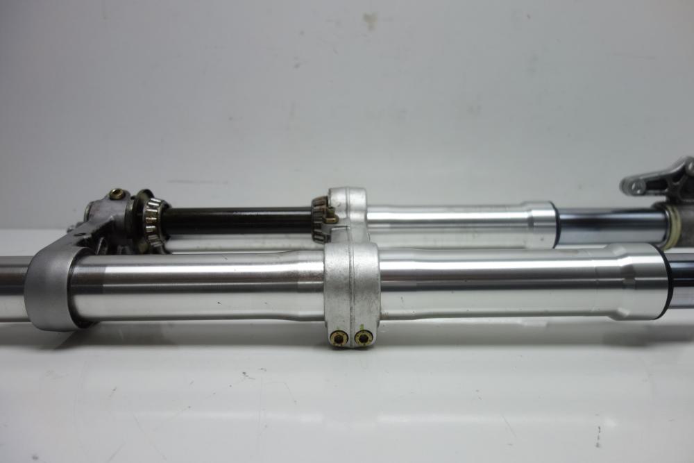 Ducati 1000 SS Supersport Gabel Gabelholm Gabelbrücke