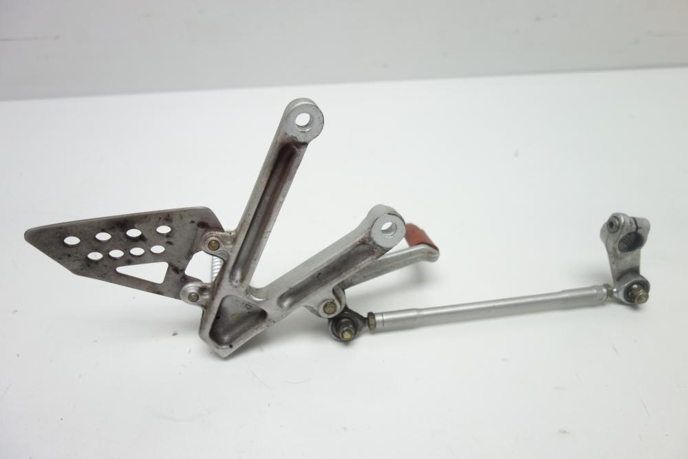 Preview: Ducati 1000 SS Supersport Fußrastenanlage Fußraste links Hebel