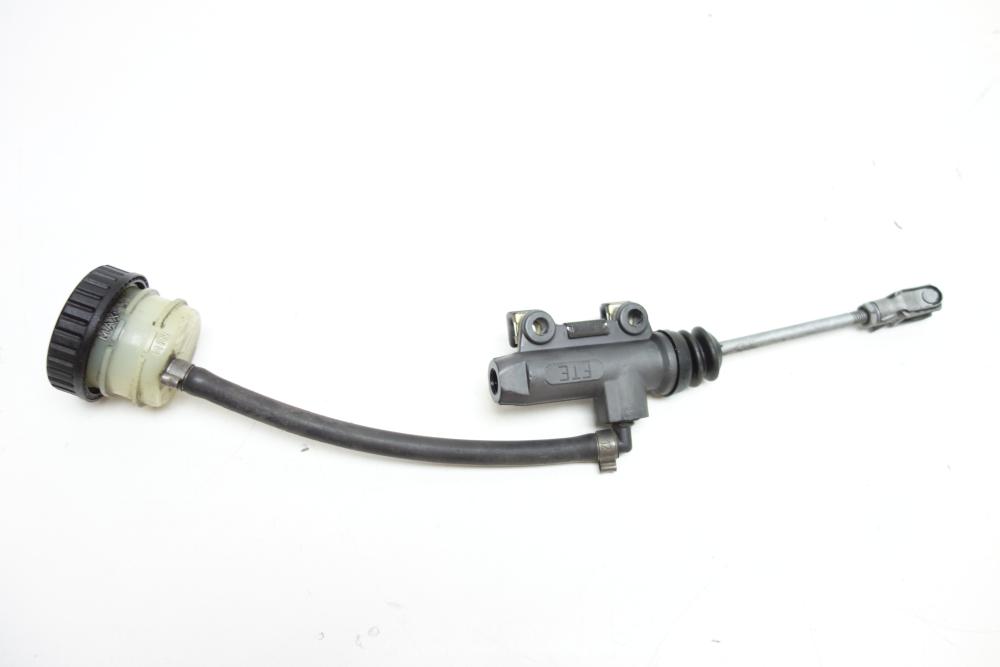 BMW R1100RT R 1100 RT Bremspumpe Bremszylinder hinten