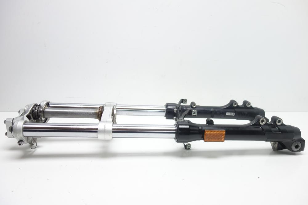 Preview: BMW F750GS F 750 GS Gabel Gabelholm Gabelbrücke