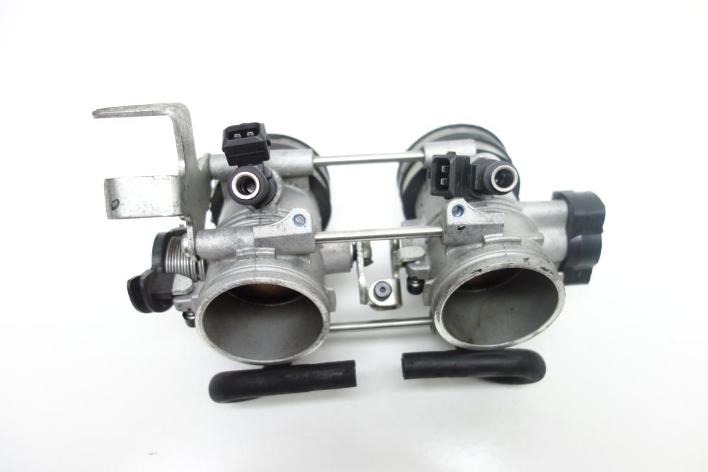 BMW F800GS F 800 GS Drosselklappe Einspritzdüsen