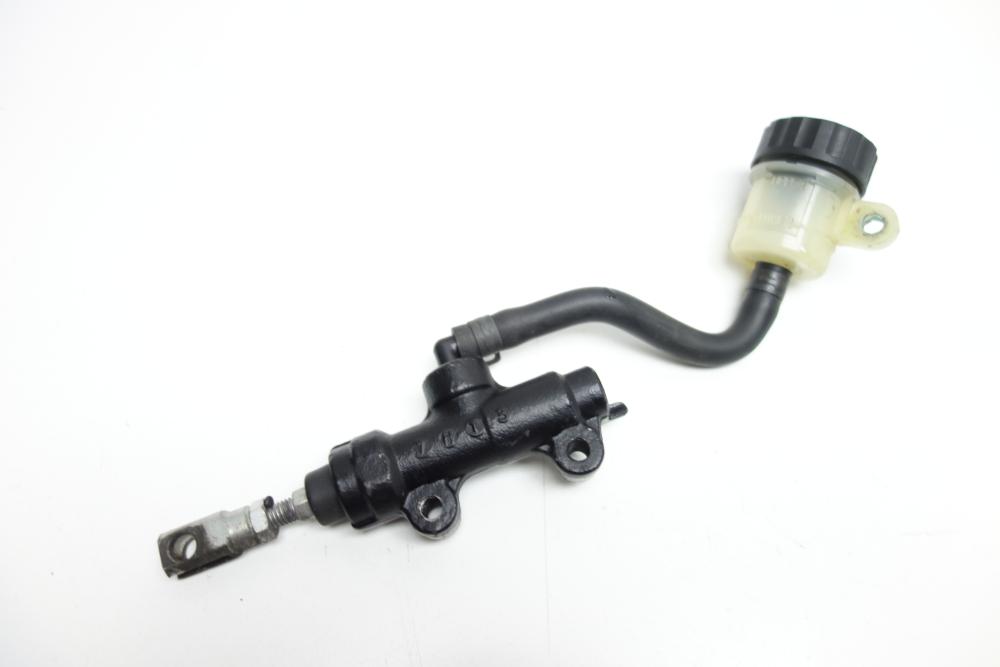 Triumph Street Triple 675 Bremspumpe Bremszylinder hinten