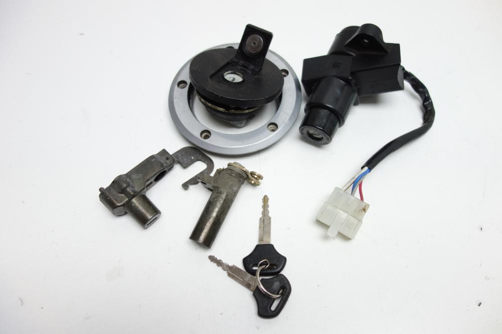 Kawasaki ER5 ER 5 Twister Schloss Schlosssatz Tankdeckel