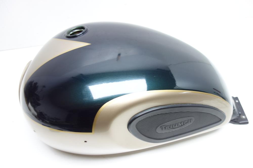 Preview: Triumph Thunderbird 900 Tank
