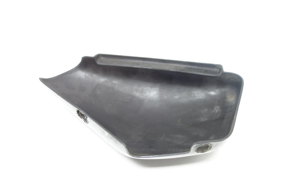 Preview: Moto Guzzi Jackal 1100 Seitendeckel Blende rechts