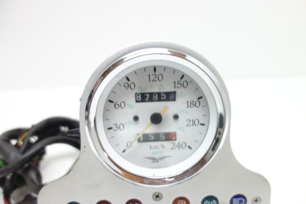 Preview: Moto Guzzi Jackal 1100 Cockpit Tacho