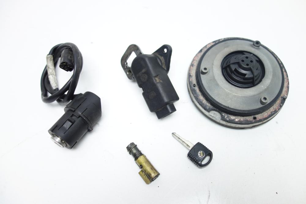 Preview: BMW K100RS K 100 RS K75 Schloss Schlosssatz Tankdeckel