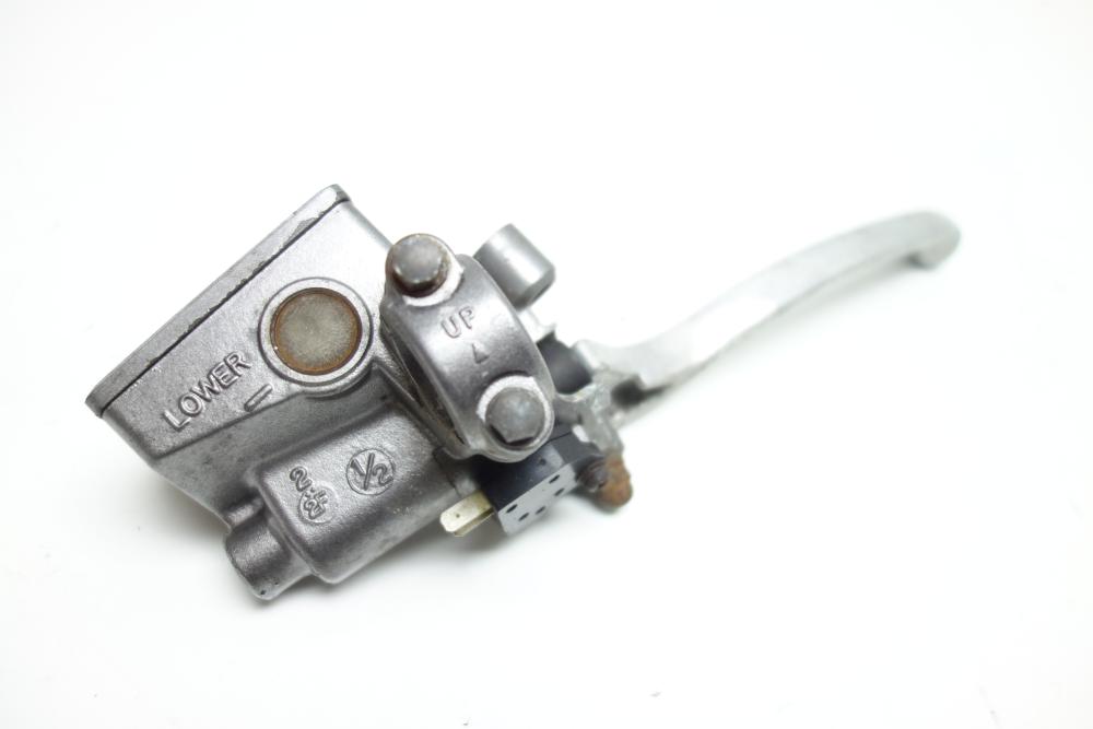 Preview: Honda VF 750 C Super Magna Bremspumpe Bremszylinder vorne