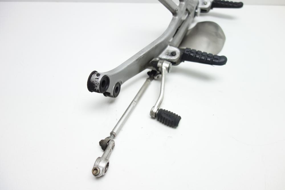 Preview: Ducati Monster 620 Fußrastenanlage Fußraste links Schalthebel