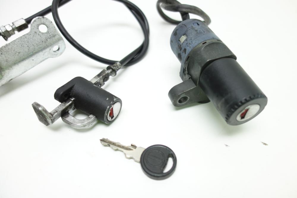 Preview: Moto Guzzi Jackal 1100 Schlosssatz Schloss Zündschloss