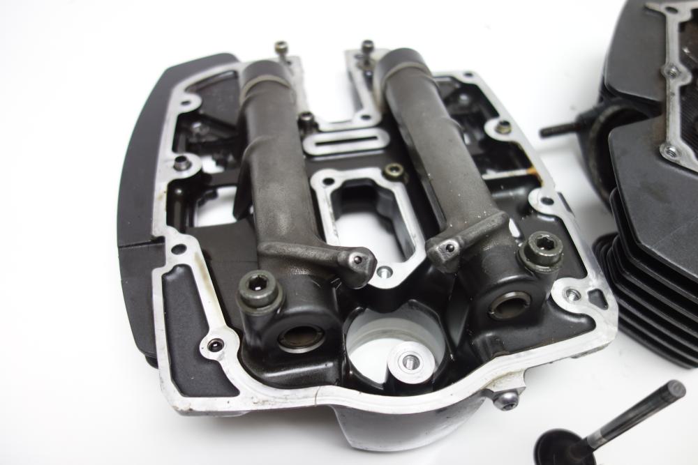 Yamaha MT01 MT 01 Zylinderkopf Kipphebel Ventile hinten