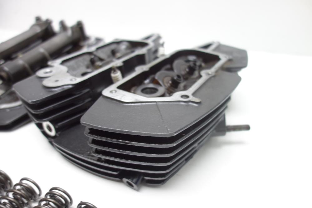 Yamaha MT01 MT 01 Zylinderkopf Kipphebel Ventile hinten