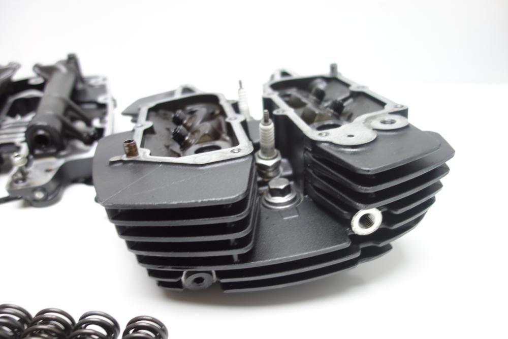 Yamaha MT01 MT 01 Zylinderkopf Kipphebel Ventile vorne