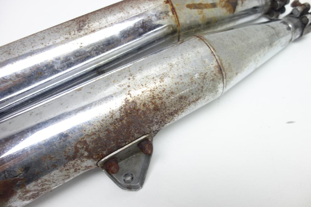 Moto Guzzi Nevada 750 Endschalldämpfer Auspuff rechts links