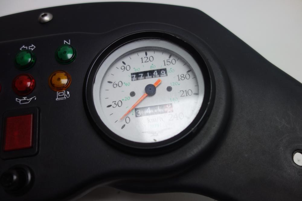Preview: Moto Guzzi Quota 1100 Cockpit Tacho Drehzahlmesser