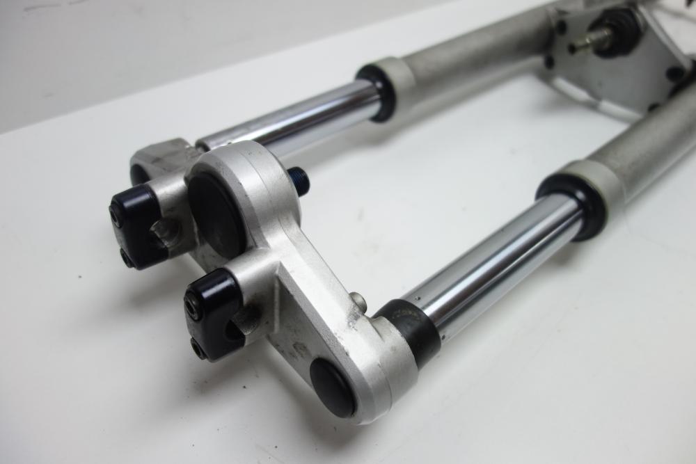 Preview: BMW R1100GS R 1100 GS Gabel Gabelholm Gabelbrücke