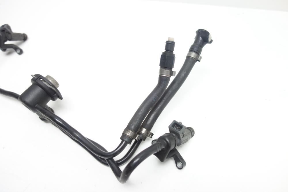 Preview: BMW R1150GS R 1150 GS Benzindruckregler Einspritzdüse