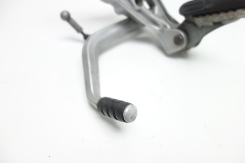 Preview: BMW R1150GS R 1150 GS Fußrastenanlage Fußraste links Schalthebel