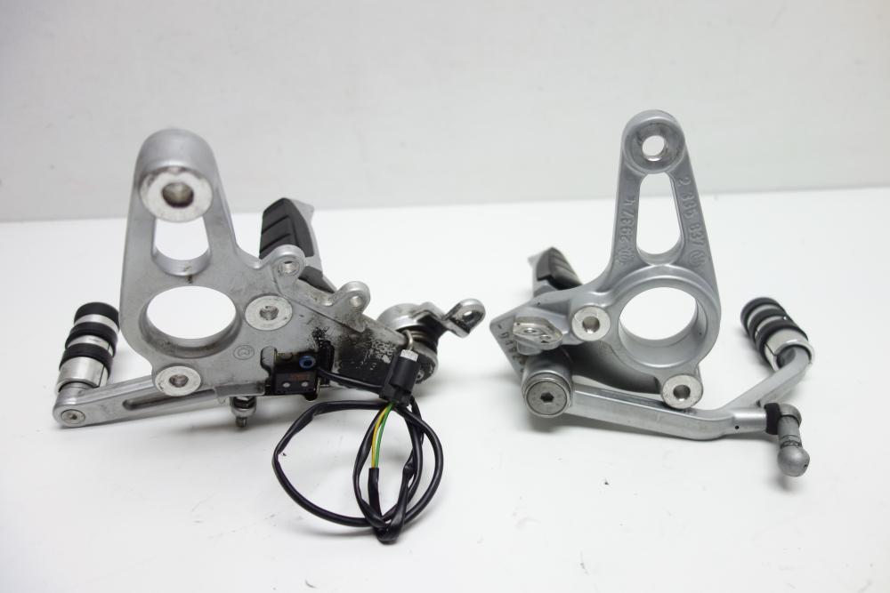 Preview: BMW R1150RS R 1150 RS Fußrastenanlage Fußraste Wunderlich Adapter