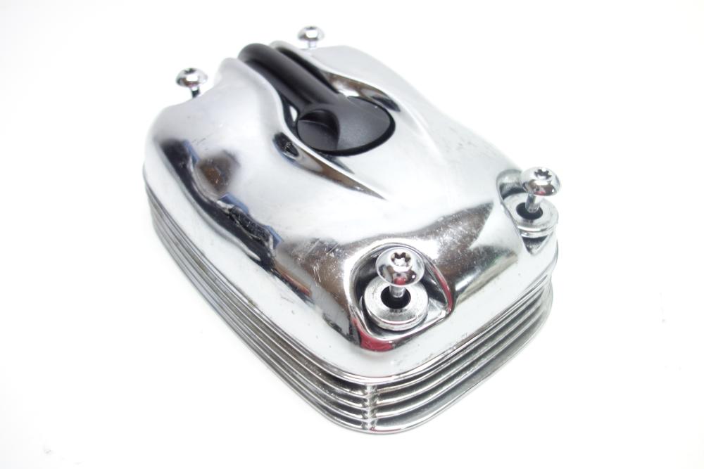 Preview: BMW R1200C R 1200 C Chrom Ventildeckel Motordeckel rechts