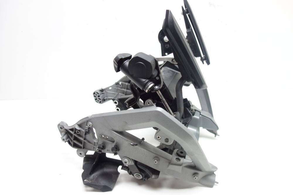 Preview: BMW R1200GS R 1200 GS LC Geweih Frontträger Windschildverstellung