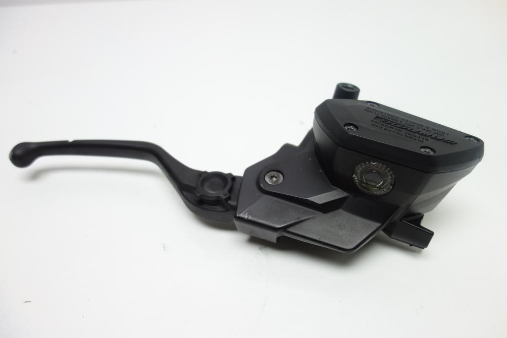 Preview: BMW R1200GS R 1200 GS LC Bremspumpe Bremszylinder vorne