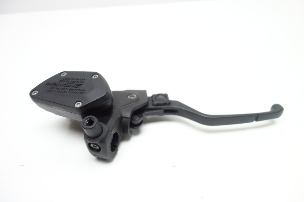 Preview: BMW R1200GS R 1200 GS LC Bremspumpe Bremszylinder vorne