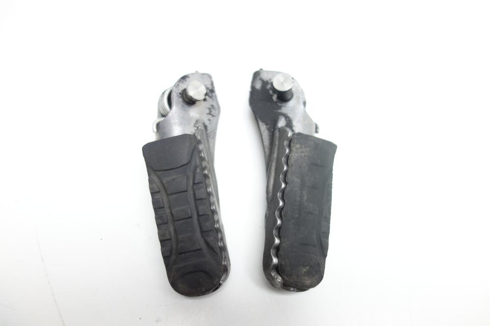 BMW R1200GS R 1200 GS LC Fahrerfußraste Fußraste rechts links