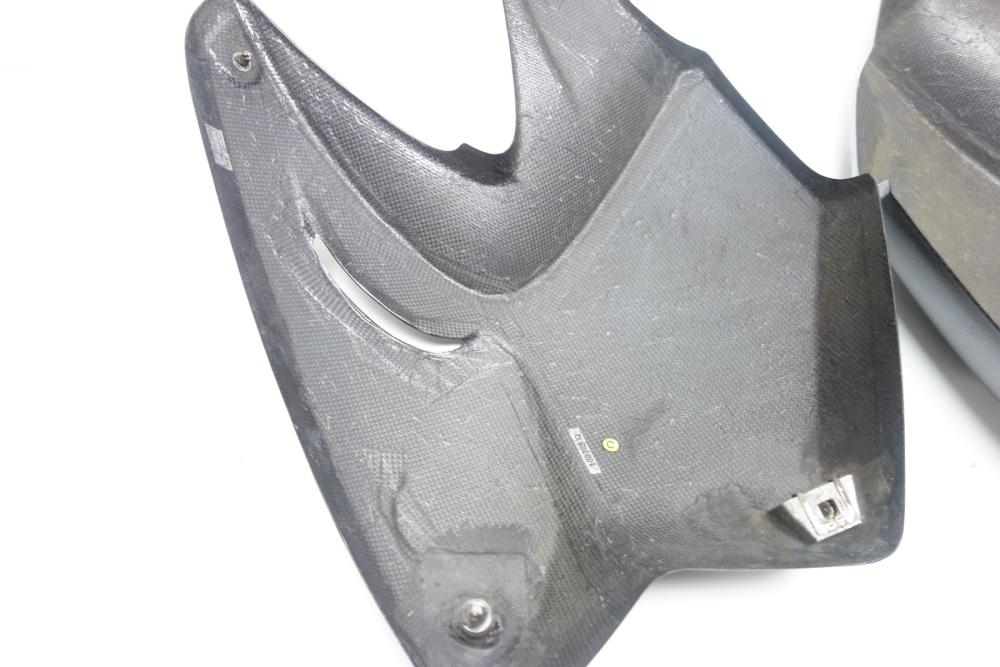 BMW R1200GS R 1200 GS Carbon Seitenteil Seitenverkleidung re li