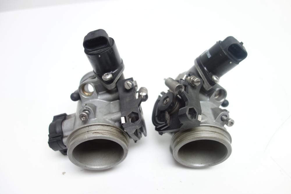 Preview: BMW R1200ST R 1200 ST Drosselklappe rechts links