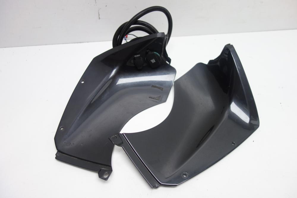 BMW R1200ST R 1200 ST Innenverkleidung Steckdose