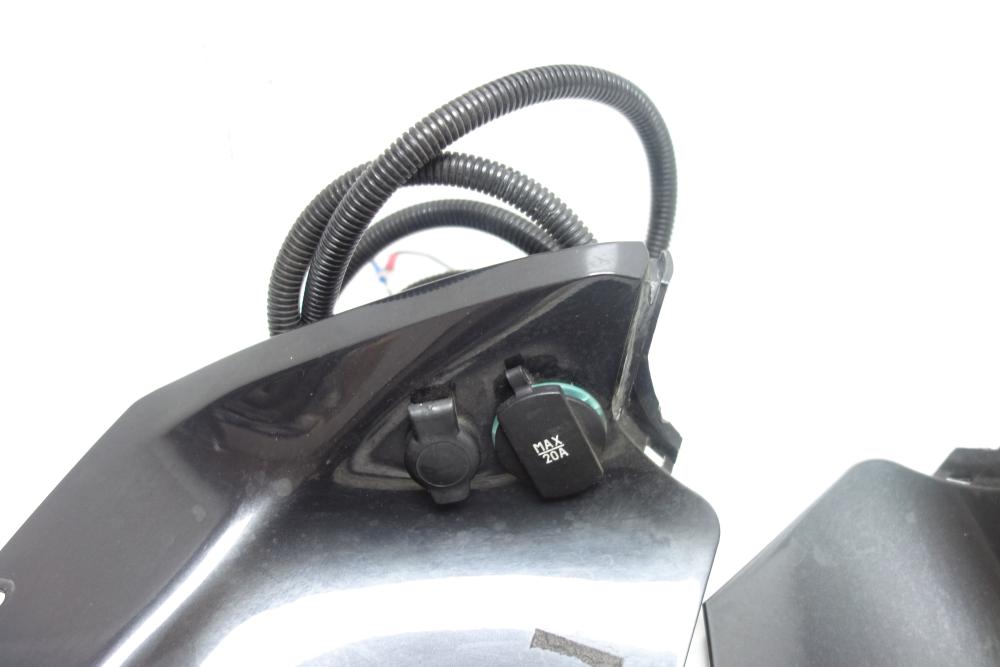 Preview: BMW R1200ST R 1200 ST Innenverkleidung Steckdose