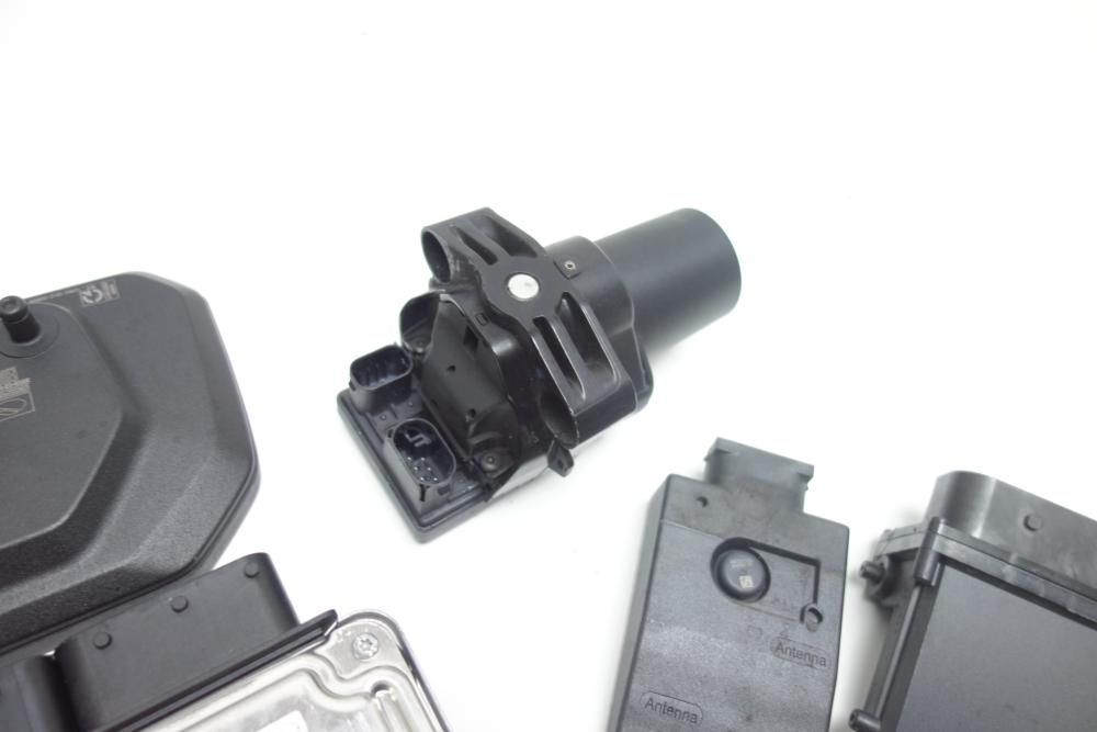 BMW R1250RS R 1250 RS TFT Cockpit Schlosssatz Schloss CDI ABS