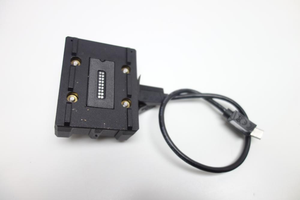 Preview: BMW R1250RS R 1250 RS Wunderlich Adapter SP Ladebox