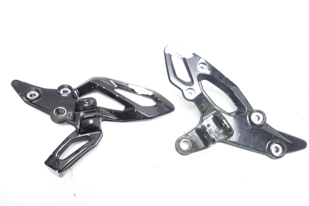 BMW R1250RS R 1250 RS Fußrastenträger rechts links