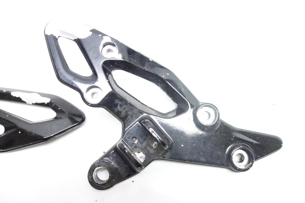 Preview: BMW R1250RS R 1250 RS Fußrastenträger rechts links