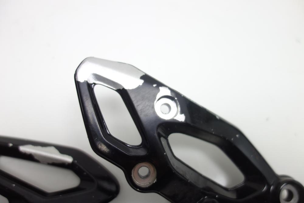 Preview: BMW R1250RS R 1250 RS Fußrastenträger rechts links