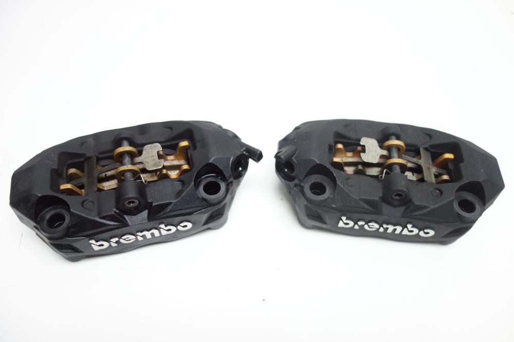 BMW R1250RS R 1250 RS Bremssattel Bremszange vorne rechts links