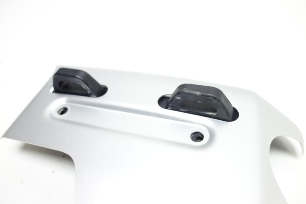 Preview: BMW R1300GS R 1300 GS Adventure ALU Kühlerblende Cover rechts